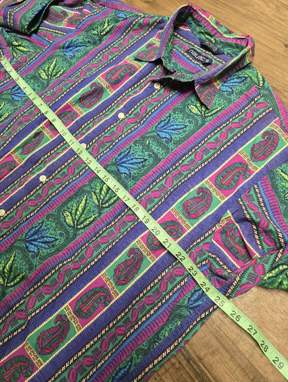 Vintage Nautica Mens Shirt Vibrant Multi-colored Paisley Sz XL - Picture 5 of 7